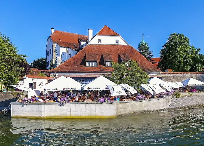 Schloss 3*