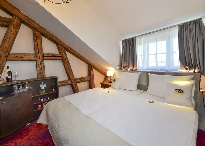 Schloss Hotel 3*