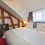 Schloss Hotel 3*