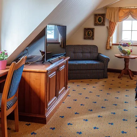 Schloss Hotel 3*