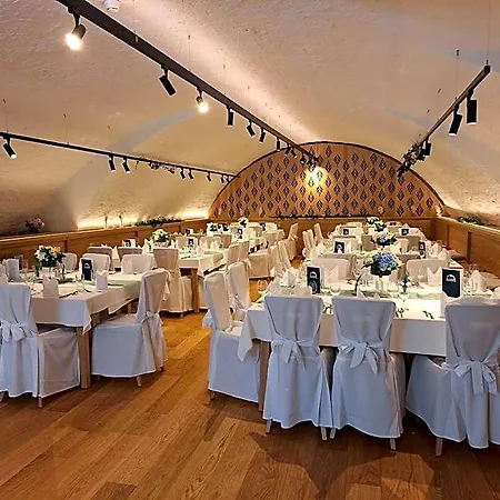 Schloss Hotel Wasserburg