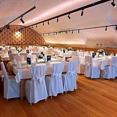 Schloss Hotel Wasserburg