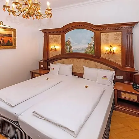 Hotel Schloss Wasserburg