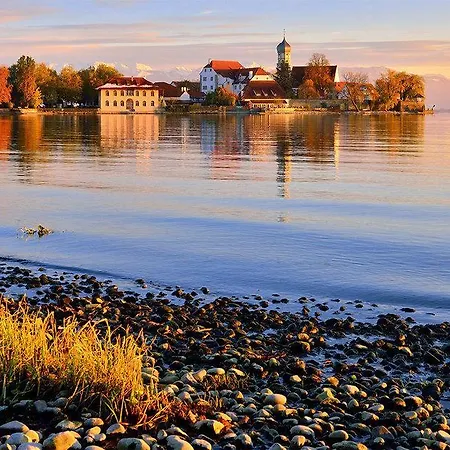 Schloss Hotel Wasserburg am Bodensee