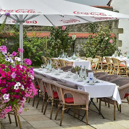Schloss Hotel 3*