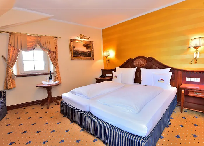 Schloss Hotel 3*