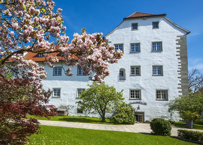 Schloss Hotel 3*