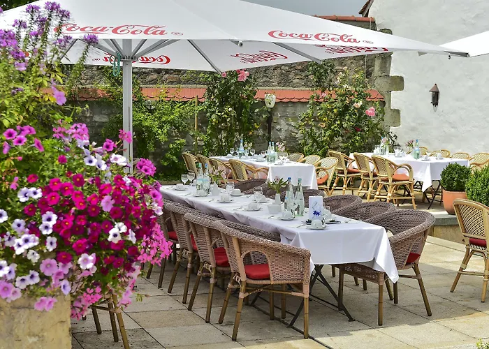Schloss Hotel 3*